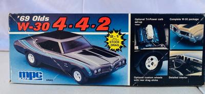 69’ Oldsmobile Cutlass W-30 4-4-2 Car Model