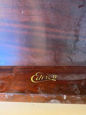 Thomas A Edison Diamond Disc Phonograph with some records
