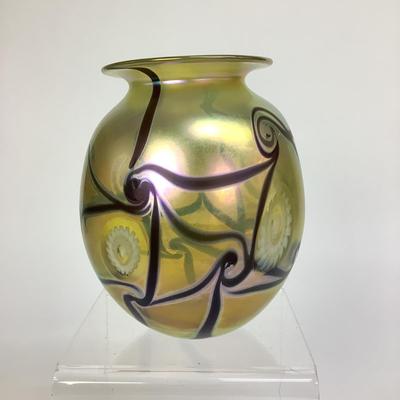 459 Signed Iridescent Art Glass Vase by Robert Eickholt