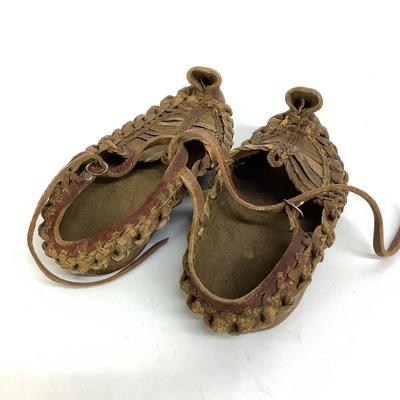 468 Antique Handmade Yugoslavian Leather Child Shoes