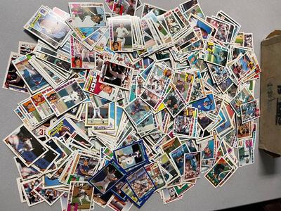 Huge Lot of Vintage Baseball Cards - over 700 cards!
