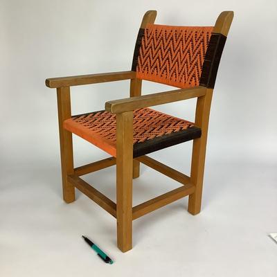 473 Vintage Childs Woven Chair