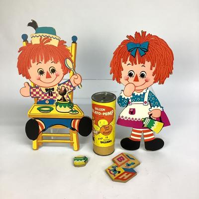 474 Vintage Raggedy Andy & Ann Cutouts & Inflato Balloon Hand Pump