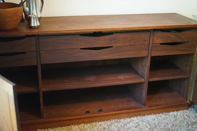 MCM STUNNING FOUNDERS WALNUT SIDEBOARD JACK CARTWRIGHT DESIGN