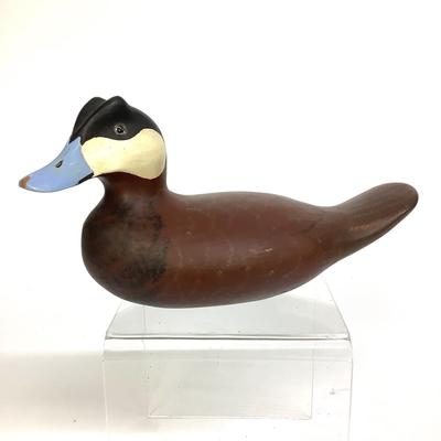478 Beth Metzger Carved Decoy 2002