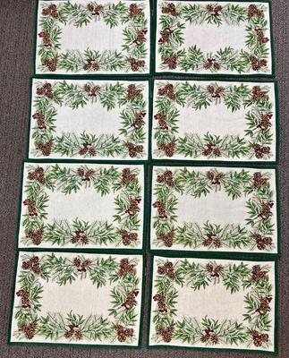 Vintage Christmas Placemats - Pine Needles & Pinecones
