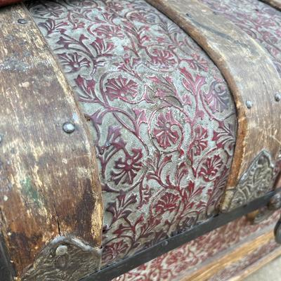 Trunk & suit case