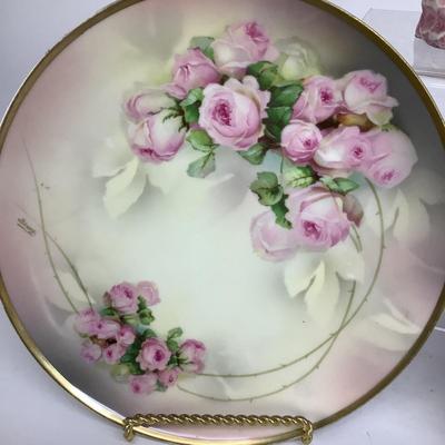 488 Porcelain Figures & Antique Hand Painted Plates