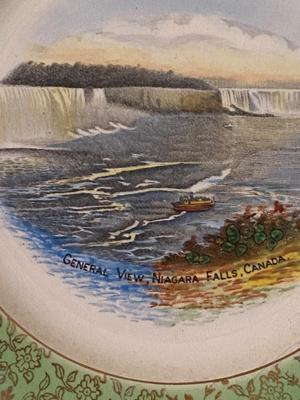 Vintage Souvenir/Commemorative Collectible Plates Lot