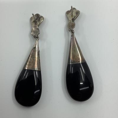 520 Vintage Sterling Silver & Black Onyx Earrings