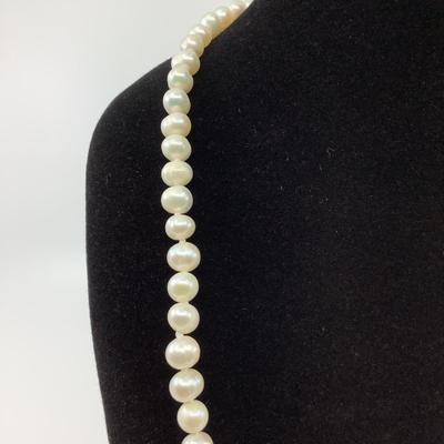 522 Fresh Water Pearl Necklace