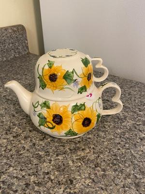 Handpainted Sunflower Teapot and Teacup