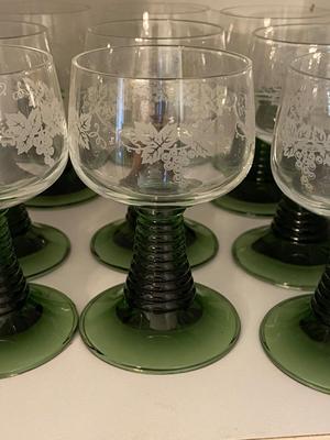 Schott Zwiesel Frosted Glass Green Beehive Stem Wine Glasses | Lot Two