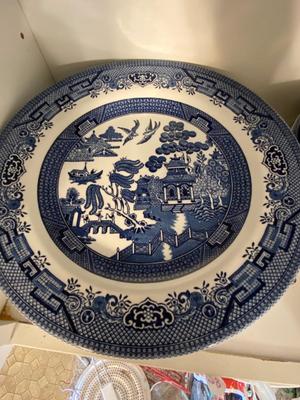 Vintage Mixed Number Service Set of Churchill "Blue Willow” China Lot