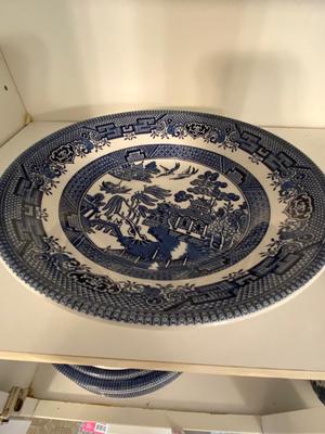 Vintage Mixed Number Service Set of Churchill "Blue Willow” China Lot