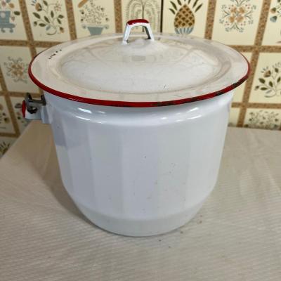 Granite ware pail