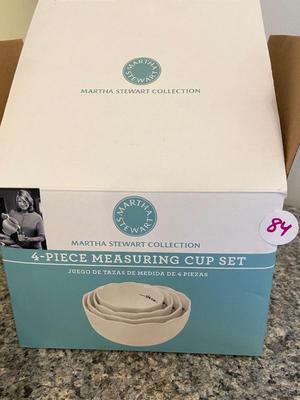 NEW IN BOX Martha Stewart Measuring Cup Set