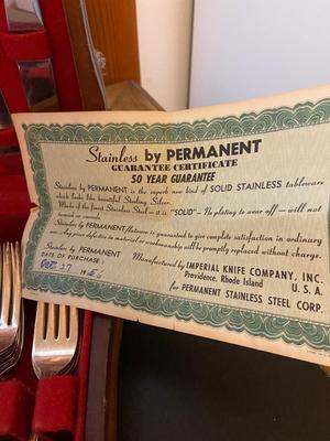 Mixed Make ROGER BROS and ONEIDA Silver Plated Flatware Set