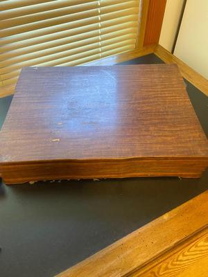 Mixed Make ROGER BROS and ONEIDA Silver Plated Flatware Set