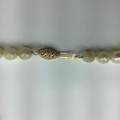 527 Cultured Pearl Necklace with 14K Gold Clasp
