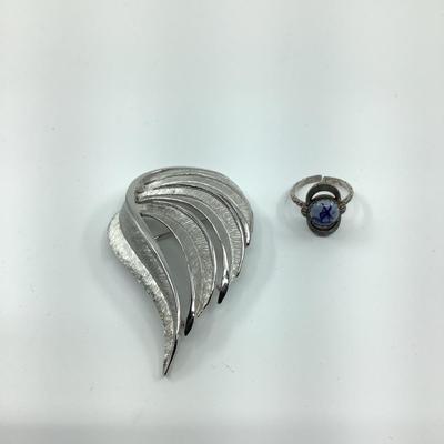 529 Vintage Trifari Pin & Holland Windmill Ring