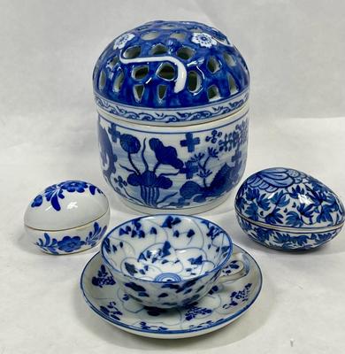 Blue & White Porcelain Lot