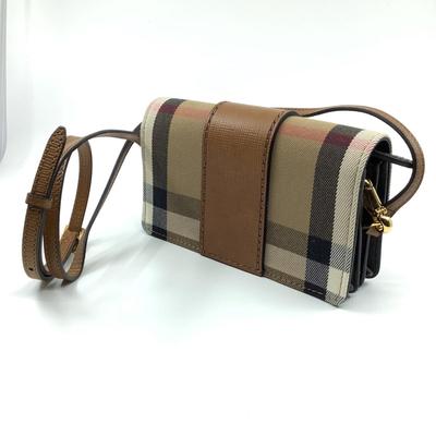 531 BURBERRY House Check Bridle Calfskin Small Madison Buckle Bag