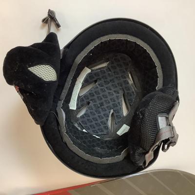 526 K2 Podium 156cm Snowboard w/Burton Large Bindings Giro Helmet & Travel Bag