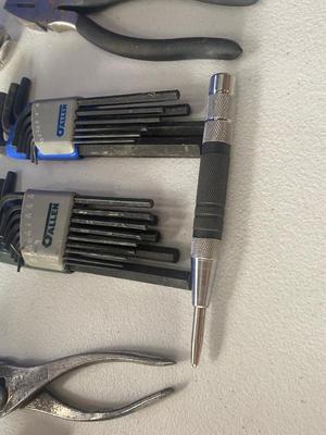 Metric & SAE Allen Wrenches and Other Handy Tools
