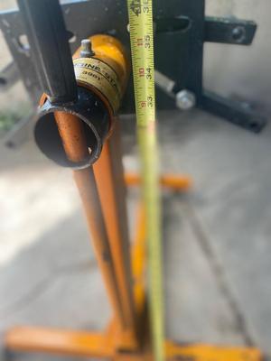 Model 3981 1000 lb Engine Stand