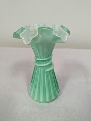 Fenton Wheat Pattern Vase