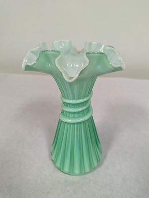 Fenton Wheat Pattern Vase
