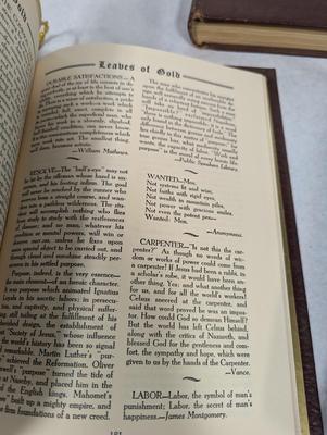 Vintage Books - Leaves Of Gold - The World Atlas - The Volume Library