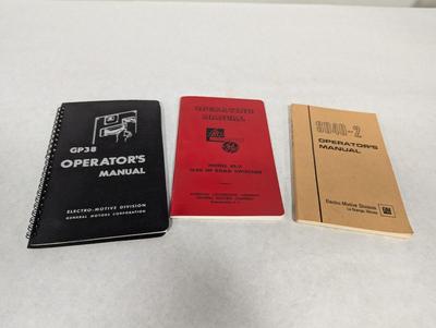 Vintage Train Operation Manuals GP38 - Model RS-3 - SD40-2
