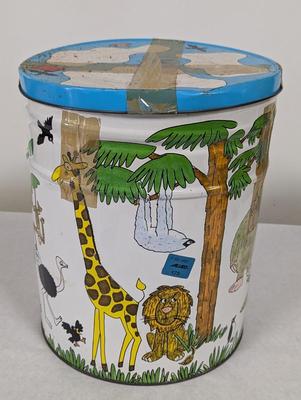 Vintage Animal Large Metal Popcorn Container