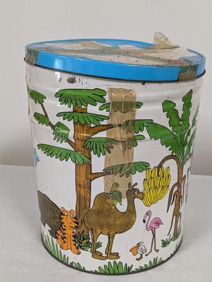 Vintage Animal Large Metal Popcorn Container
