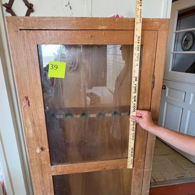 Gun cabinet