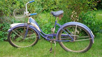 VINTAGE 1940'S LADIES SCHWINN AUTOCYCLE