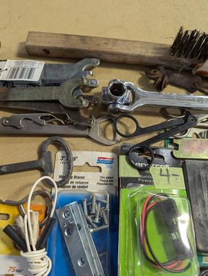 Assortment Of Tools Lot 11
