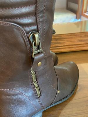LIKE NEW Women’s Mid-Calf Brown Boots