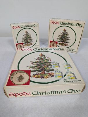 Spode Christmas Tree 4 - 10" Plates, 4 - Salad Plates & 4 Party Plates