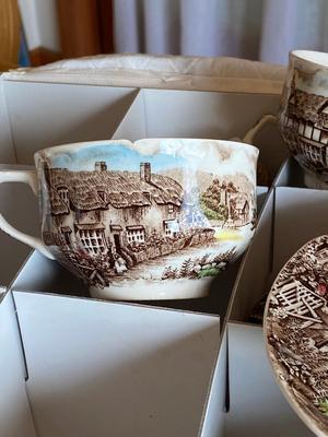 Vintage JOHNSON BROTHERS "Olde English Countryside" China Set, Service for Seven