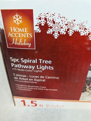 Home Accents Holiday 5 Piece Spiral Tree Pathway Lights