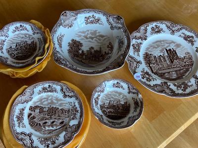Vintage JOHNSON BROTHERS “Old Britain Castles” Mixed Pieces of China