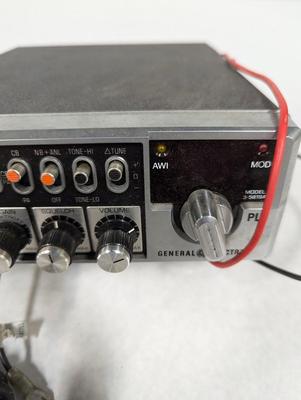General Electric Model 3-5819A CB Radio