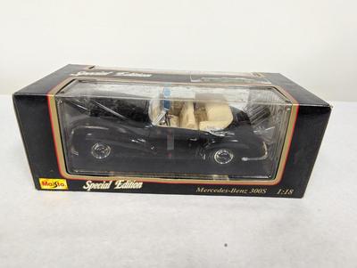 Maisto Special Edition Mercedes-Benz 300s 1:18