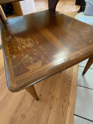 Vintage Lane Acclaim End Table