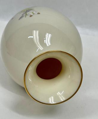 Lenox Mama Deer& Baby Fawns Mother's Day 1984 Vase