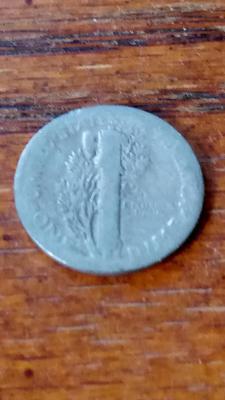 LOT 52 1929 MERCURY DIME