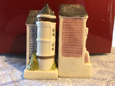 OTAGIRI Victorian Houses Salt and Pepper Shakers